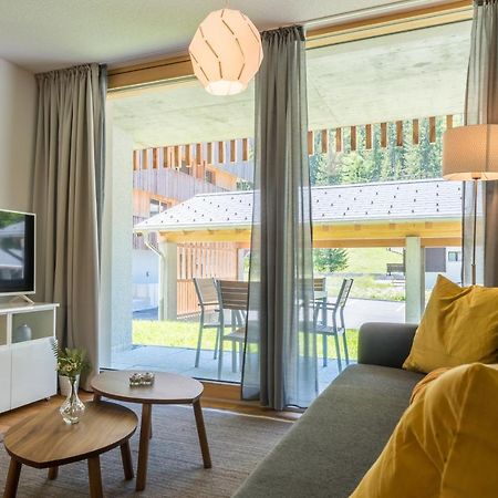 Montela Apartments - Haus C Saas-Grund Kültér fotó