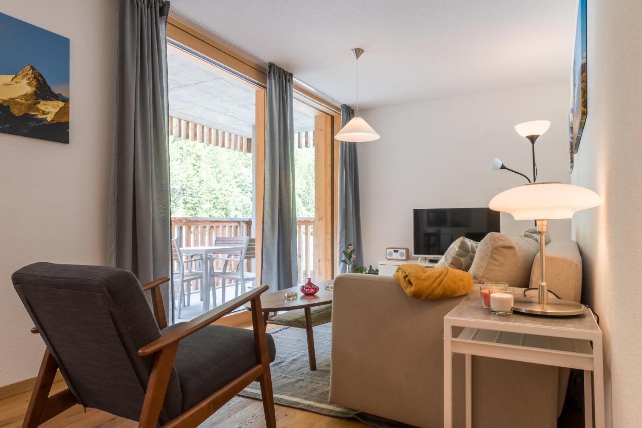 Montela Apartments - Haus C Saas-Grund Kültér fotó