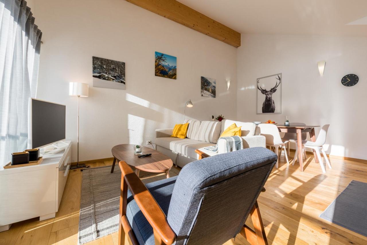 Montela Apartments - Haus C Saas-Grund Kültér fotó