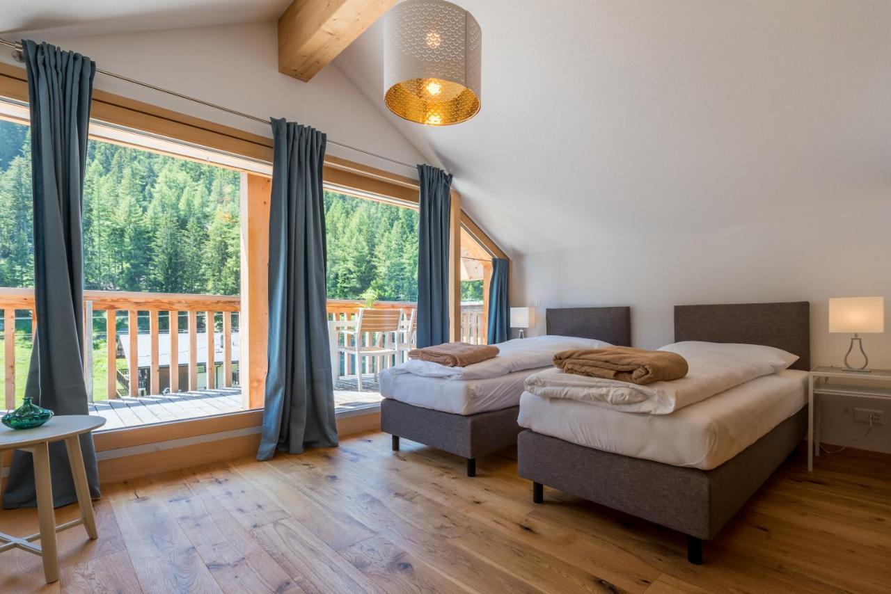 Montela Apartments - Haus C Saas-Grund Kültér fotó